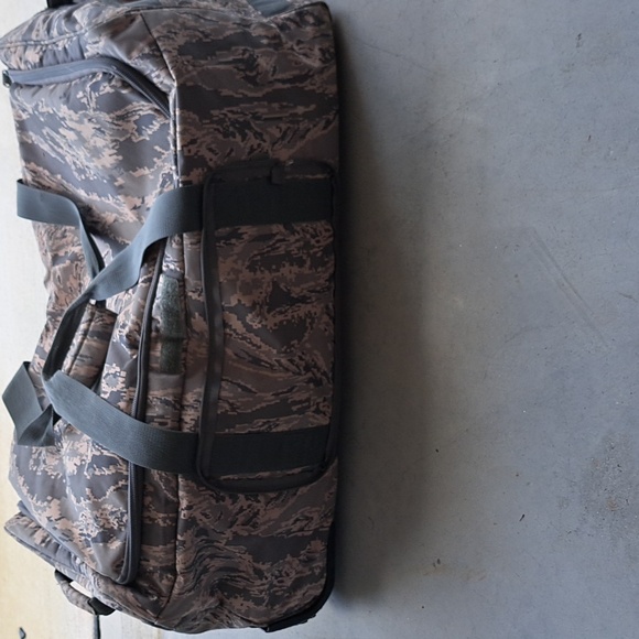 Mercury Tactical Gear Multicam Military 33” Monster Wheeled Deployment Bag - Picture 6 of 9